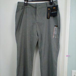Lee Relaxed fit straight leg pant